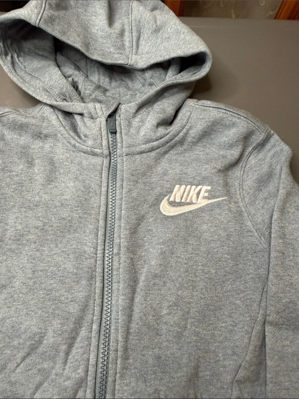 Kid’s Nike Full-Zip Hoodie. Heathered teal/blue. EUC. Size: small